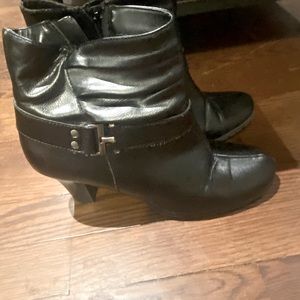 Ankle boots